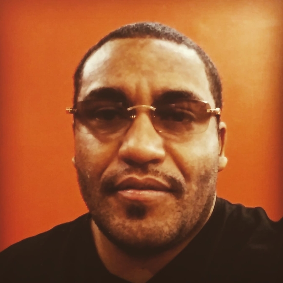 Meet your Posher, Samuel - Picture 1 of 1